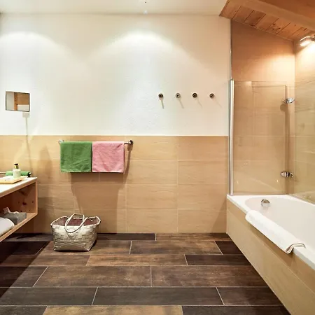 Der Waldhof 4* Санкт-Антон-ам-Арльберг